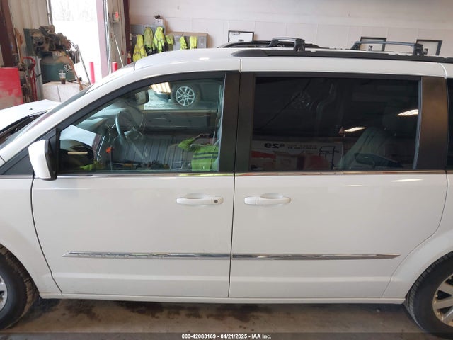 2C4RC1BG1GR290697 Chrysler Town & Country Touring