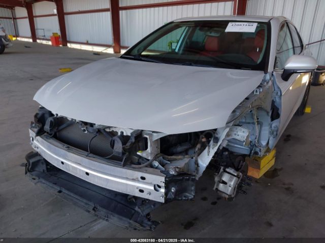 4T1B61HK5KU746258 Toyota CAMRY XSE