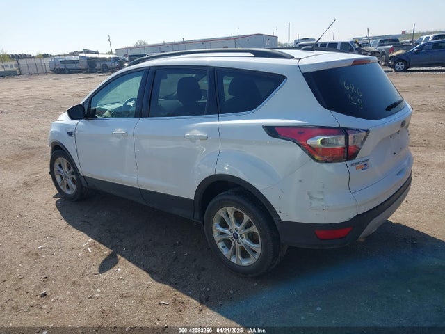 1FMCU9GD8HUB05223 Ford ESCAPE SE
