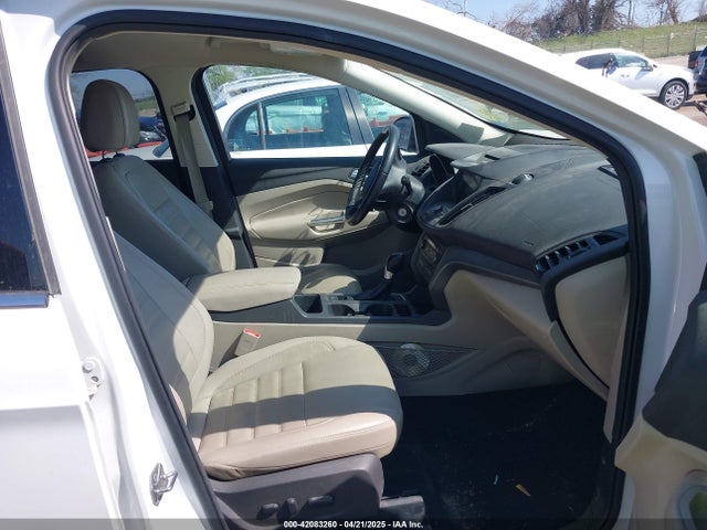 1FMCU9GD8HUB05223 Ford ESCAPE SE