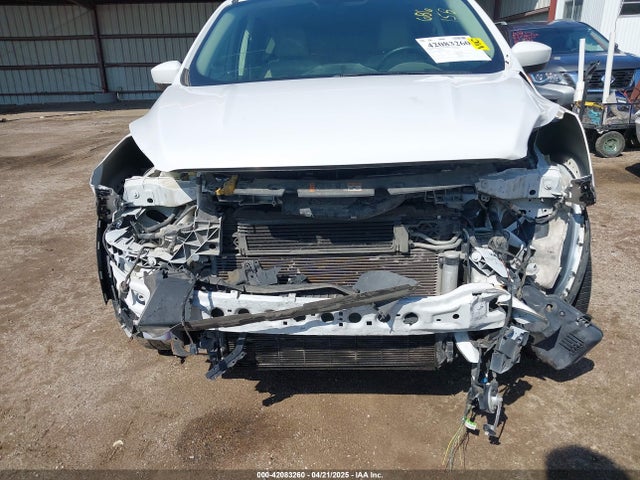 1FMCU9GD8HUB05223 Ford ESCAPE SE