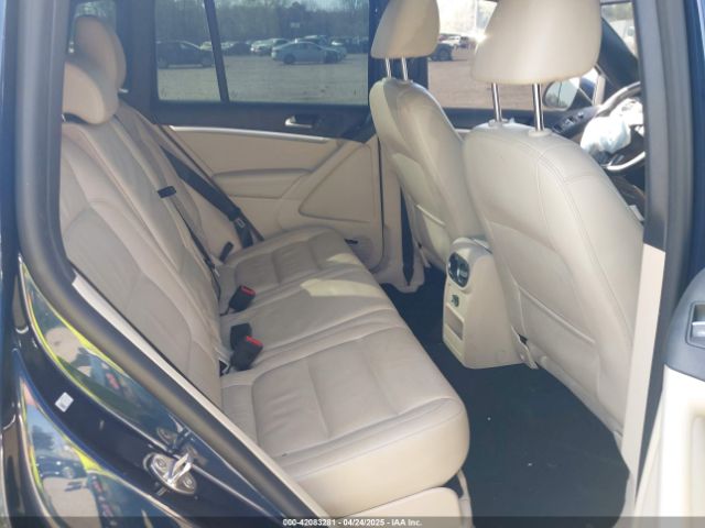 WVGBV3AX7EW545538 Volkswagen Tiguan R-line
