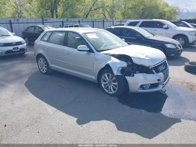 2011 AUDI A3 WAUBJAFM3BA020730 Photo 0