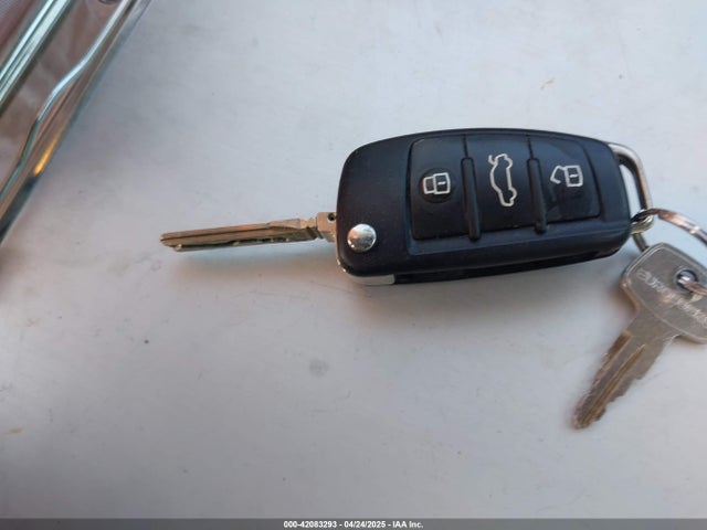 2011 AUDI A3 WAUBJAFM3BA020730 Photo 10