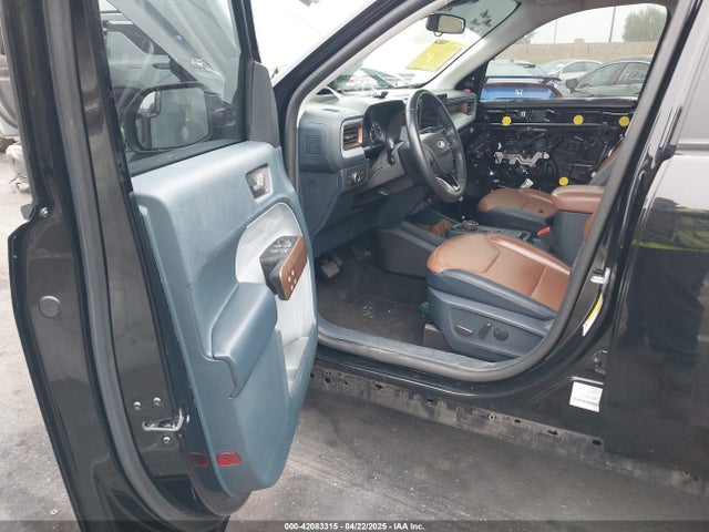 3FTTW8E33NRA62111 Ford Maverick Lariat
