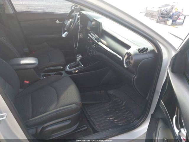 3KPF54AD0KE047835 KIA FORTE EX