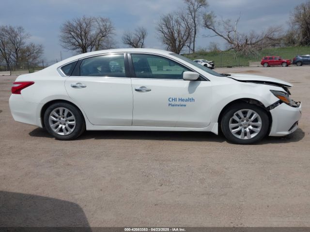 1N4AL3AP1HC150725 Nissan Altima 2.5 S