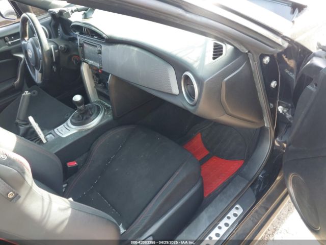 JF1ZNAA16F8713801 Scion FR-S
