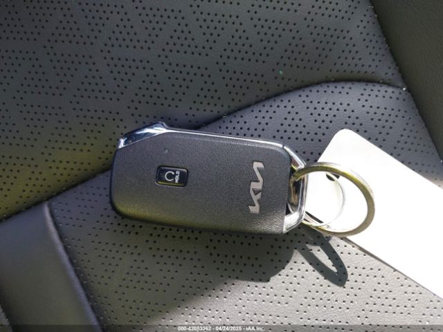 5XYRKDLF0PG237780 KIA SORENTO SX