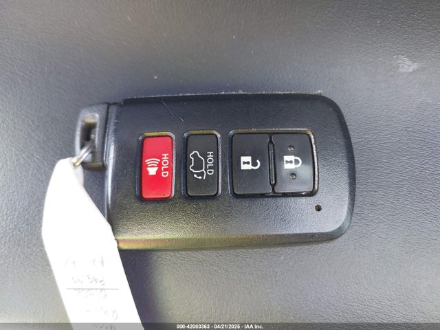 2T3RFREV0JW781128 Toyota Rav4 Adventure