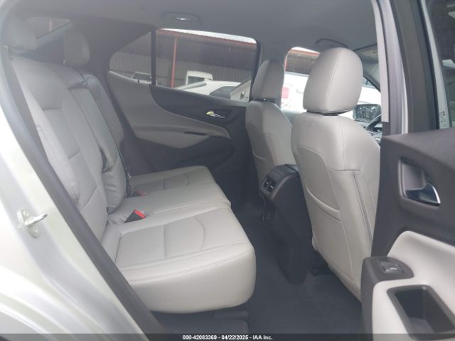 3GNAXKEV1KS669025 Chevrolet EQUINOX LT
