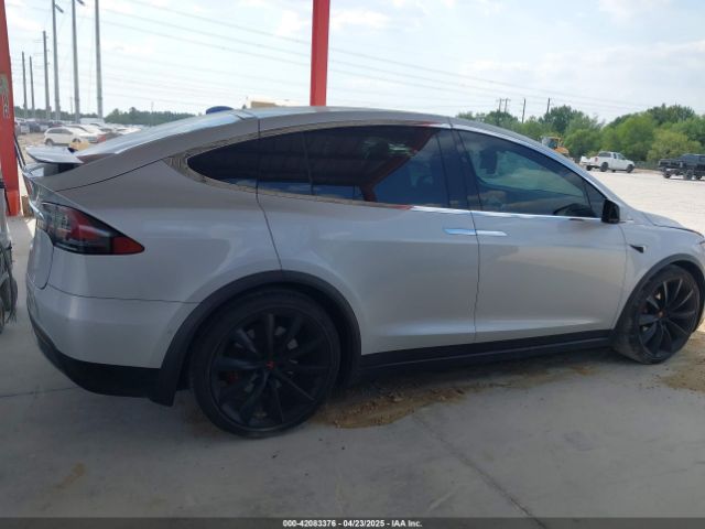 5YJXCBE22JF101376 Tesla Model X 100d/75d/p100d