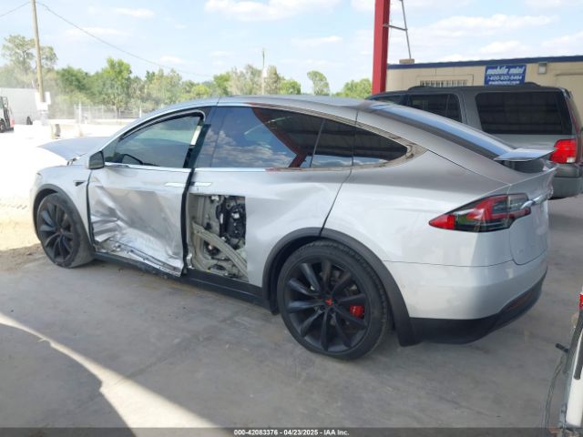 5YJXCBE22JF101376 Tesla Model X 100d/75d/p100d