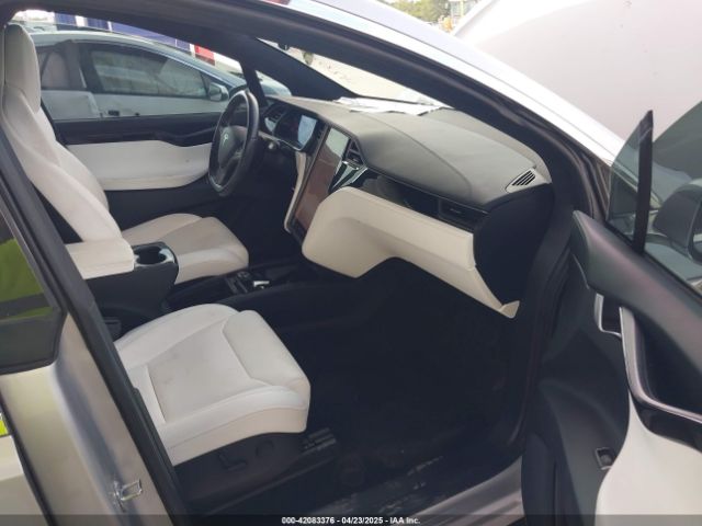 5YJXCBE22JF101376 Tesla Model X 100d/75d/p100d