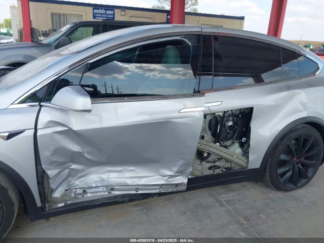 5YJXCBE22JF101376 Tesla Model X 100d/75d/p100d
