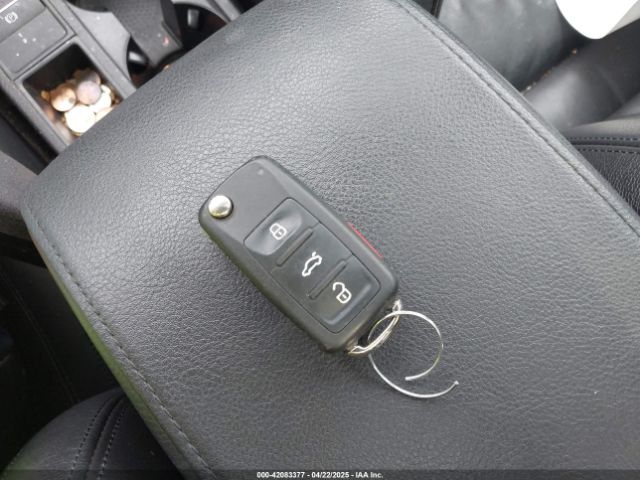 WVGBV7AXXGW585445 Volkswagen Tiguan Sel