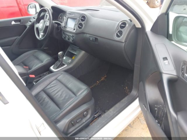 WVGBV7AXXGW585445 Volkswagen Tiguan Sel
