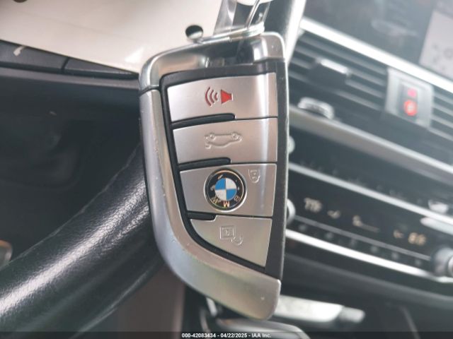 5UXUJ3C52KLG54945 BMW X4 Xdrive30i