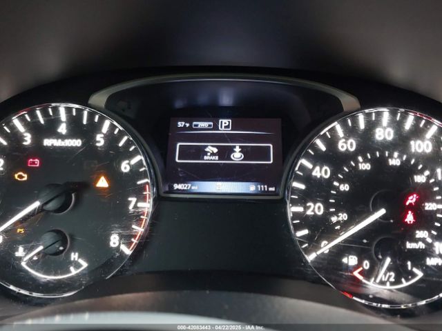 5N1DR2MMXJC663829 Nissan Pathfinder Sv