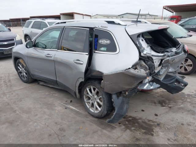 2017 JEEP CHEROKEE 1C4PJLCB0HW523635 Photo 2
