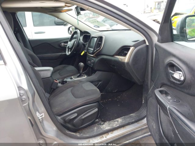 2017 JEEP CHEROKEE 1C4PJLCB0HW523635 Photo 4