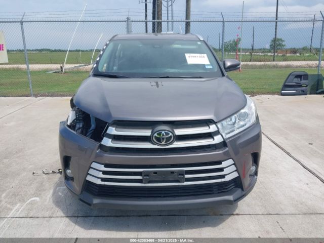 5TDKZRFH3KS346608 Toyota Highlander Xle