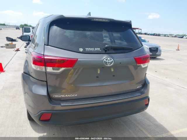 5TDKZRFH3KS346608 Toyota Highlander Xle