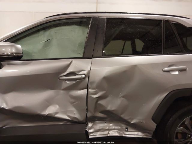 4T3B6RFV6RU172217 Toyota Rav4 Hybrid Xle Premium