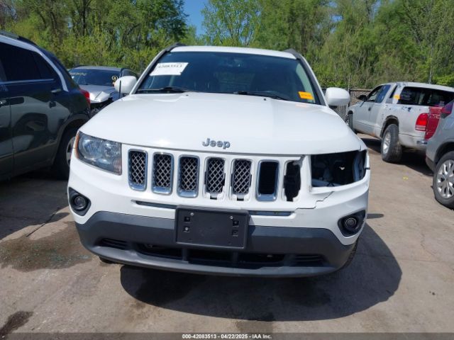 1C4NJCEB5FD273743 Jeep Compass Latitude