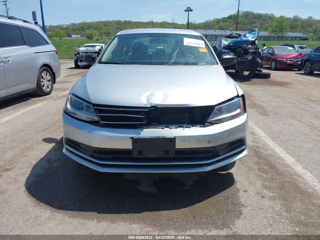 3VW2K7AJXFM423061 Volkswagen Jetta 2.0l S