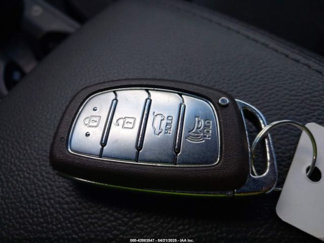 KM8J3CA21GU133801 Hyundai Tucson Sport