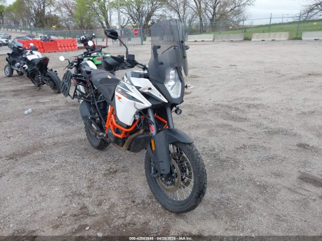 2017 KTM 1090 VBKV49405HM966968