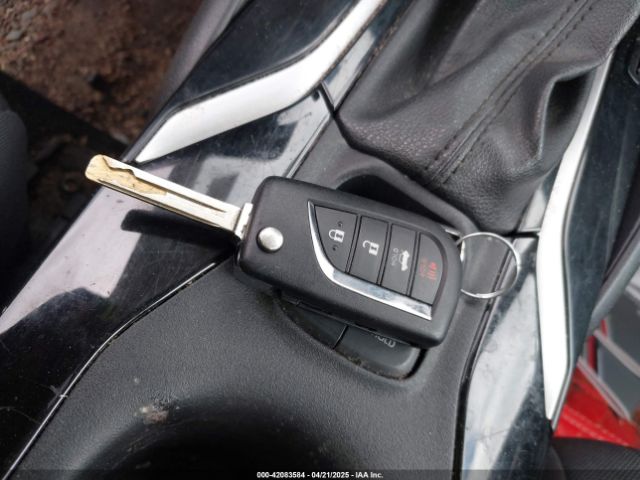 5YFEPRAE8LP004114 Toyota COROLLA LE
