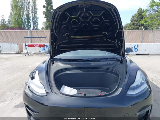 5YJ3E1EB5KF453422 Tesla Model 3 Long Range/performance
