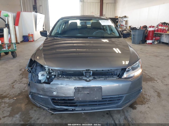 3VW2K7AJ5EM410491 Volkswagen Jetta 2.0l S