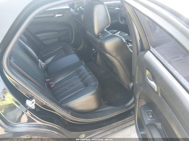 2C3CCAGG4GH217056 Chrysler 300 300s