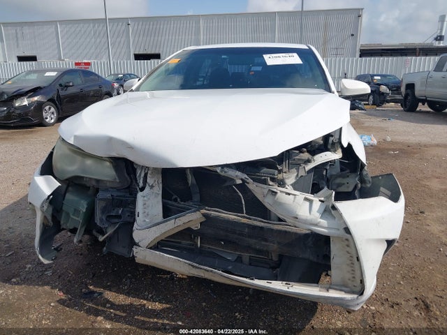 4T1BF1FK2FU024495 Toyota CAMRY SE
