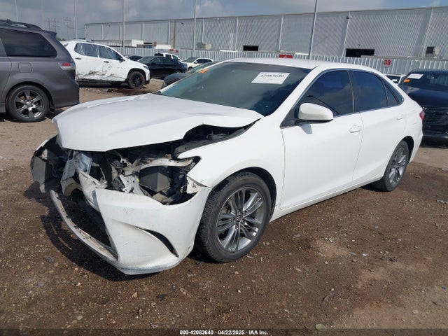 4T1BF1FK2FU024495 Toyota CAMRY SE