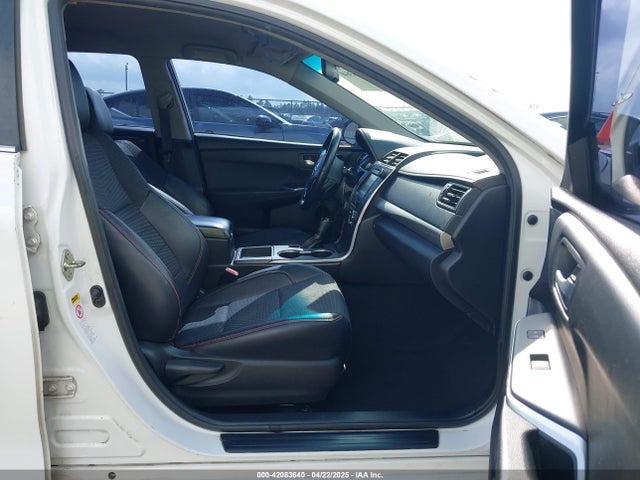4T1BF1FK2FU024495 Toyota CAMRY SE