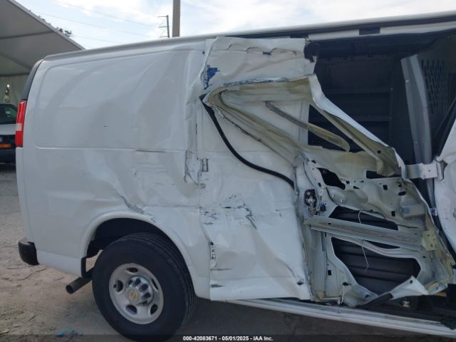 1GCWGAF72R1195073 Chevrolet Express Cargo Rwd 2500 Regular Wheelbase Wt