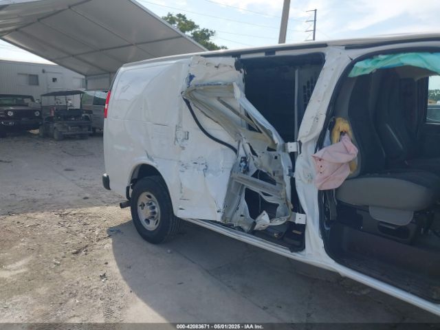 1GCWGAF72R1195073 Chevrolet Express Cargo Rwd 2500 Regular Wheelbase Wt