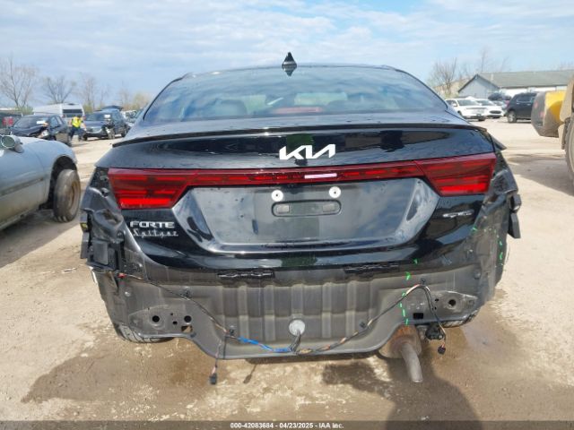 3KPF54AD0PE601172 KIA Forte Gt-line