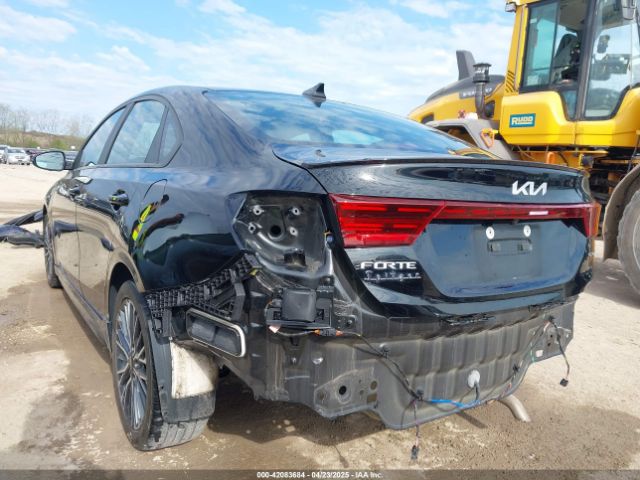 3KPF54AD0PE601172 KIA Forte Gt-line