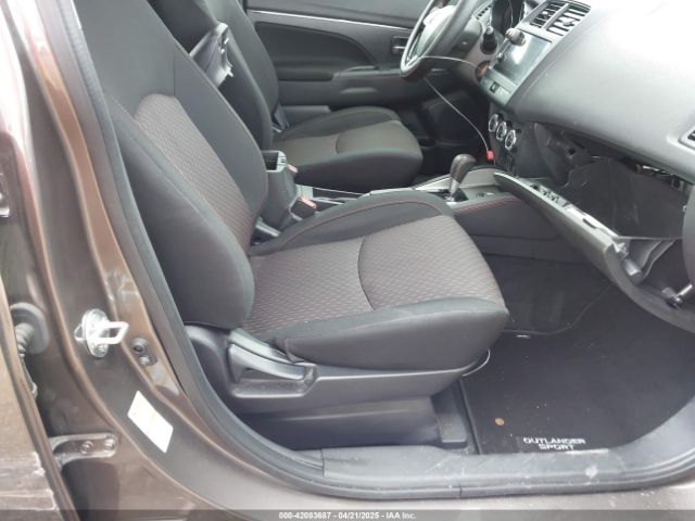 JA4AR3AU9KU027961 Mitsubishi Outlander Sport 2.0 Le