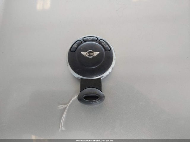 2009 MINI COOPER CLUBMAN WMWML33569TX35690 Photo 10