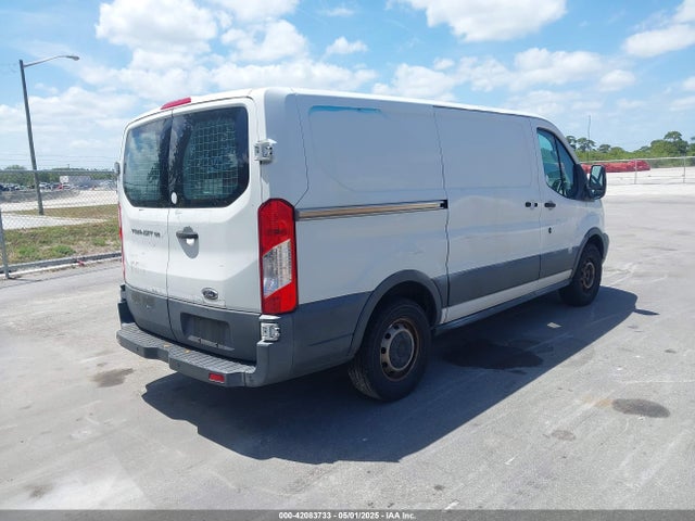 1FTNE1YM7FKA95206 Ford Transit-150
