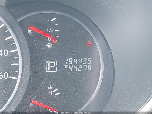 JN8AE2KP7H9165857 Nissan Quest Sv