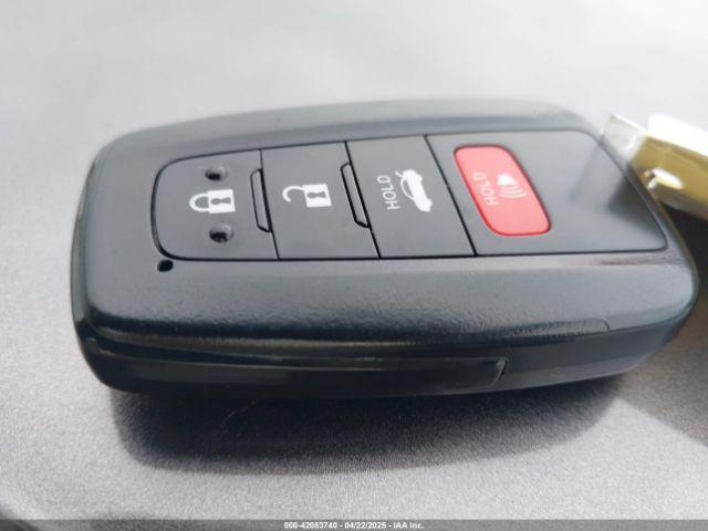 4T1T11BK5NU061614 Toyota Camry Se Awd
