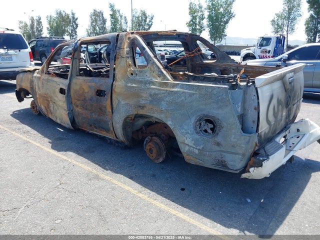 2003 CADILLAC ESCALADE EXT 3GYEK63N43G278386 Photo 2