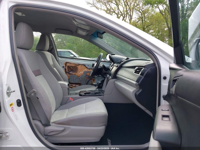 4T1BF1FK9EU420034 Toyota CAMRY LE